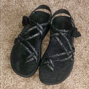 Women’s black Chacos like new